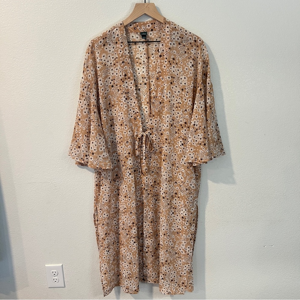 Wild Fable‎ Sheer Chiffon Floral Tab White Flutter Bell Sleeve Tie Front Kimono
